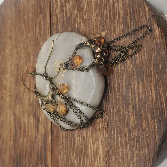 E456 Gypsy fancy drop earrings - Picture 2 of 2